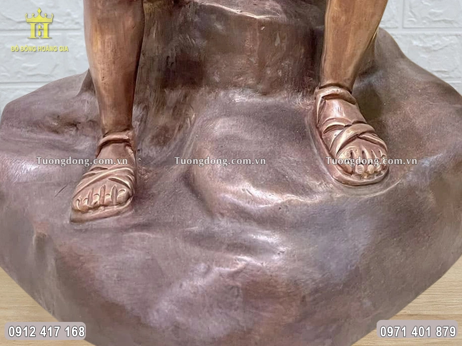 Hình ảnh ghế đá Bác Hồ ngồi